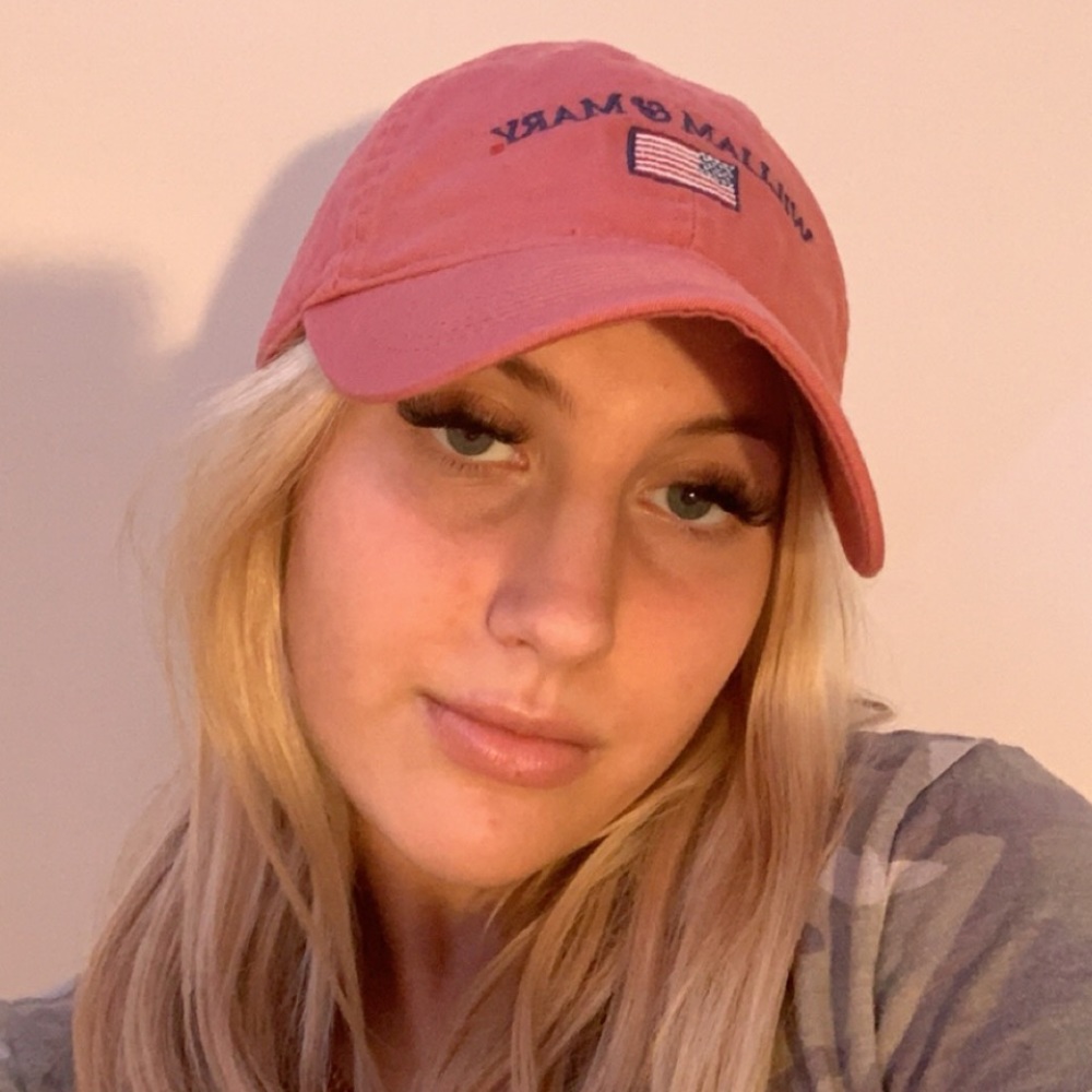 Red/pink hat - Picture 3 of 3